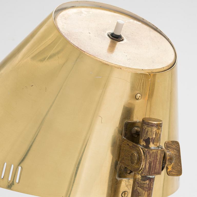 Paavo Tynell, bordslampor, 2 st, modell 9227 Taito och Idman 1900-talets mitt.