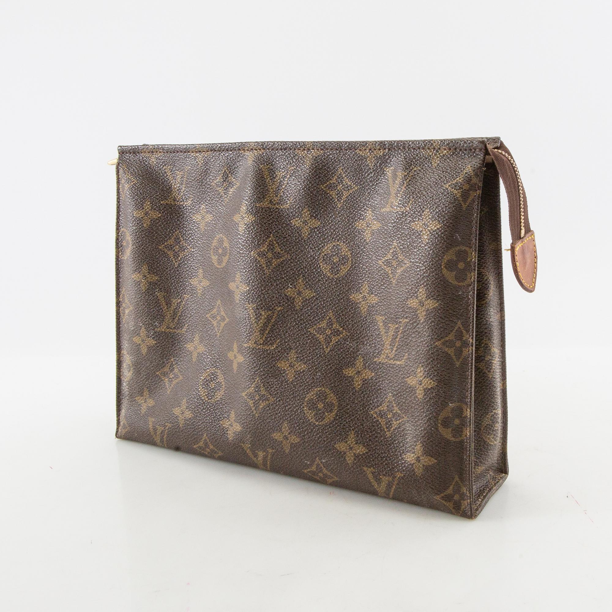 Louis Vuitton, toiletry bag, "Toiletry Pouch 26", vintage.