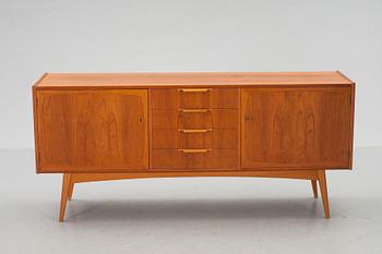 SIDEBOARD, "Three Men", 1900-talets andra hälft.