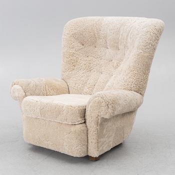 A lounge chair, Swedish Modern, first half of the 20th century.