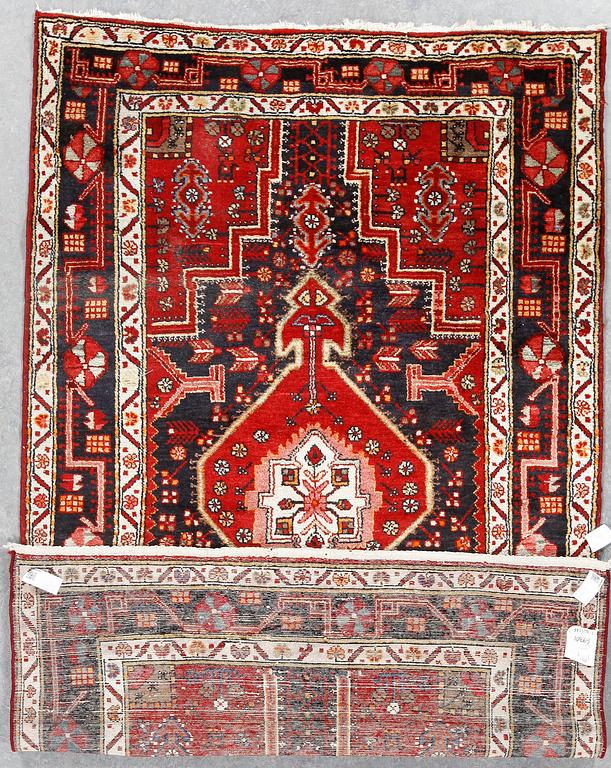 MATTA, Tuiserkan, ca 240x148 cm.