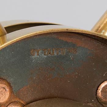 Paavo Tynell, kattovalaisin, malli 1441, Taito 1900-luvun puoliväli.