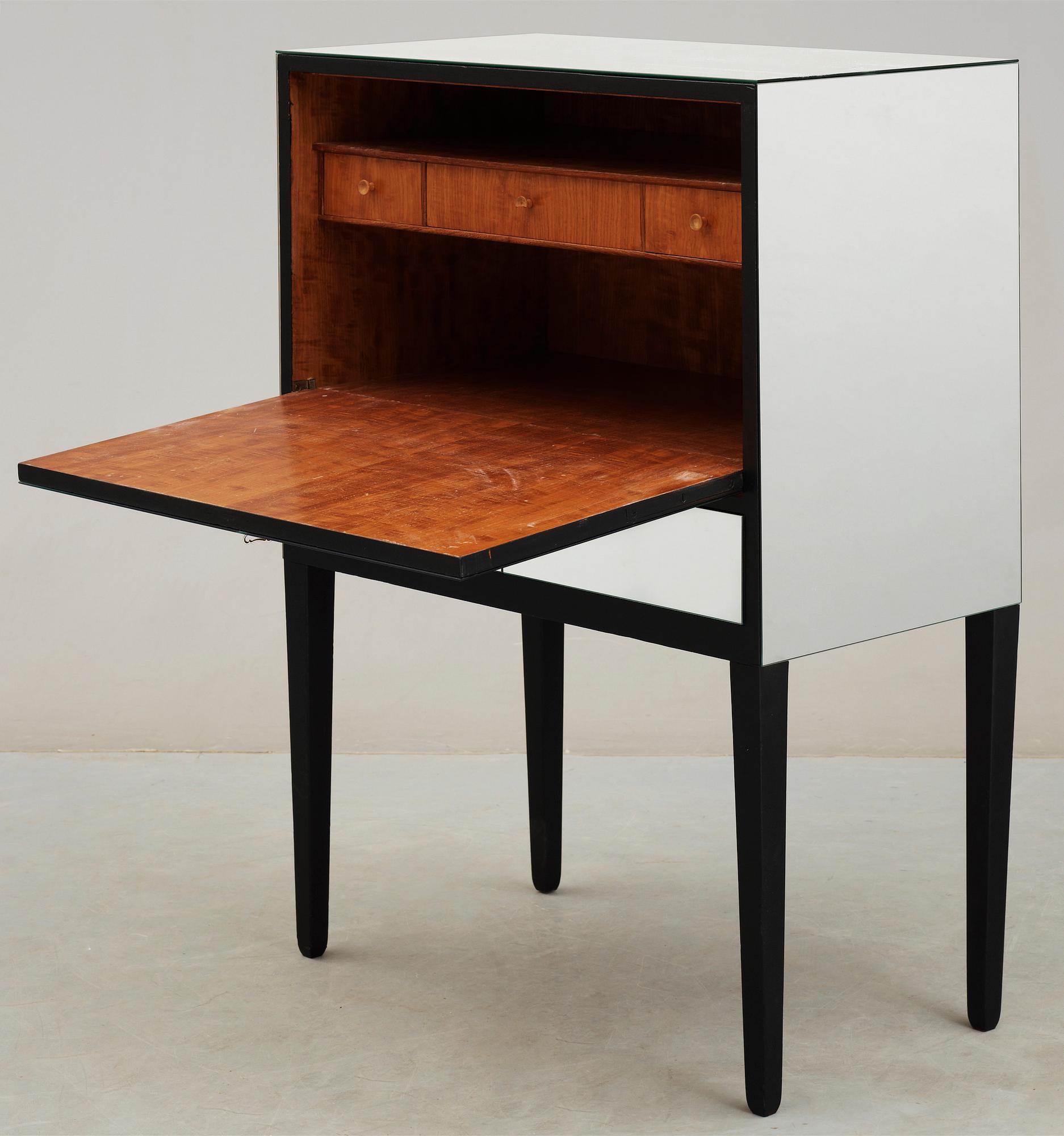 SKRIVSKÅP / SPEGELSKÅP, 1940-tal.