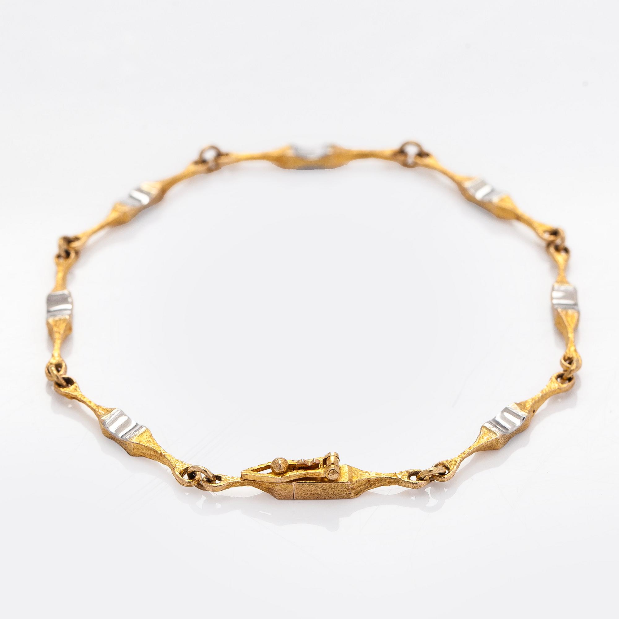 Björn Weckström, a 14K gold and platinum bracelet 'Arabesque' for Lapponia 1992.