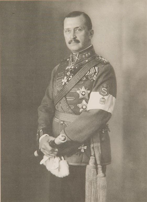 Mannerheim, painokuva kehyksissä.