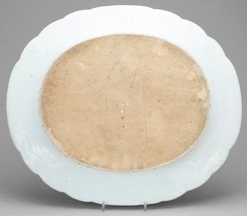 STEKFAT, porslin, Kina, Qing dynastin, Qianlong, 1700-tal.