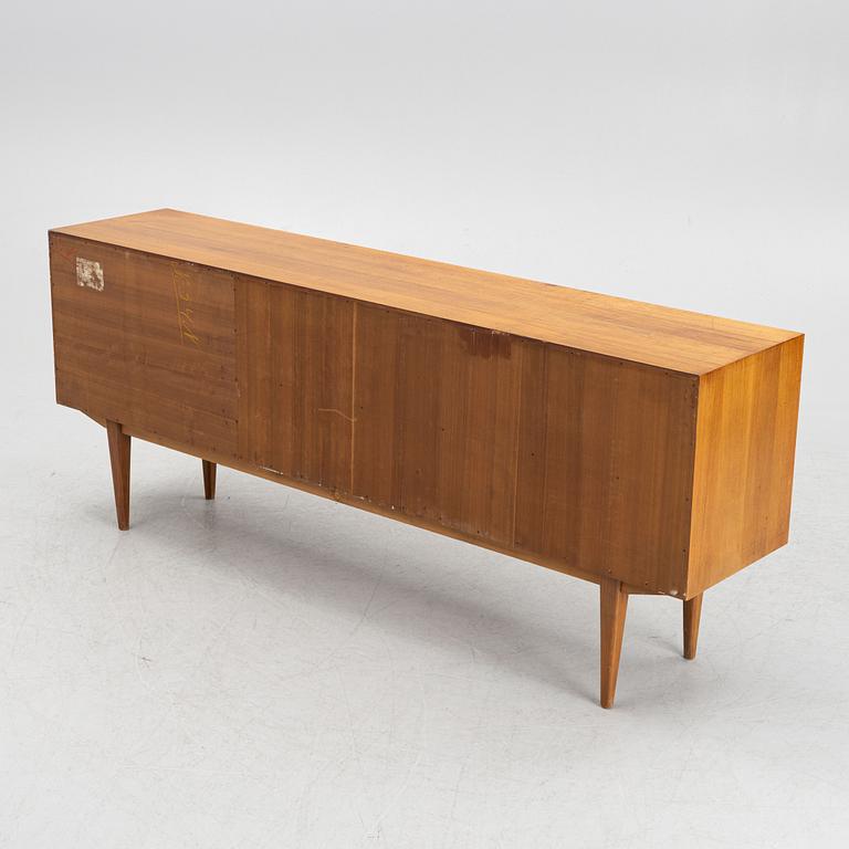 Sideboard, 1900-talets mitt.
