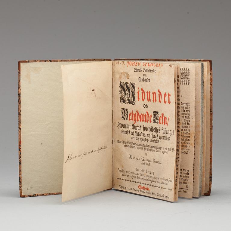 BOK, "Sinnrike betänkiande om allehanda widunder och beydande tekn/..." Av Johan Spencer. Tryckt Olao Enæo, Sthlm 1709.