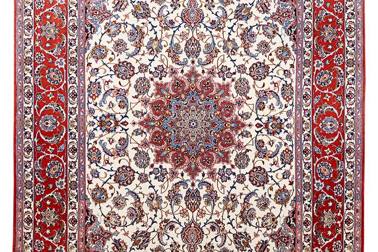 Matta, Isfahan part silke, ca. 317 x 202 cm.