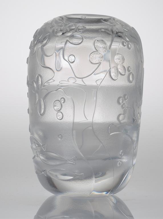 A Sven Erik Skawonius cut and blasted glass vase, Kosta 1935.