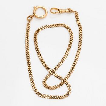 An 18K gold qatch chain.