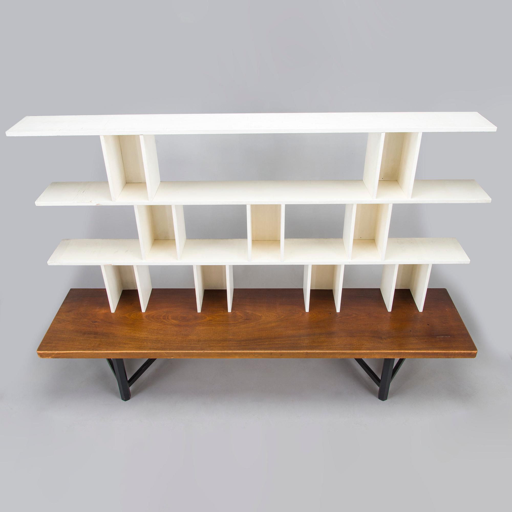 Carl Gustaf Hiort af Ornäs,  hylla, "Välipala", för HMN Huonekalu Mikko Nupponen 1950-tal.