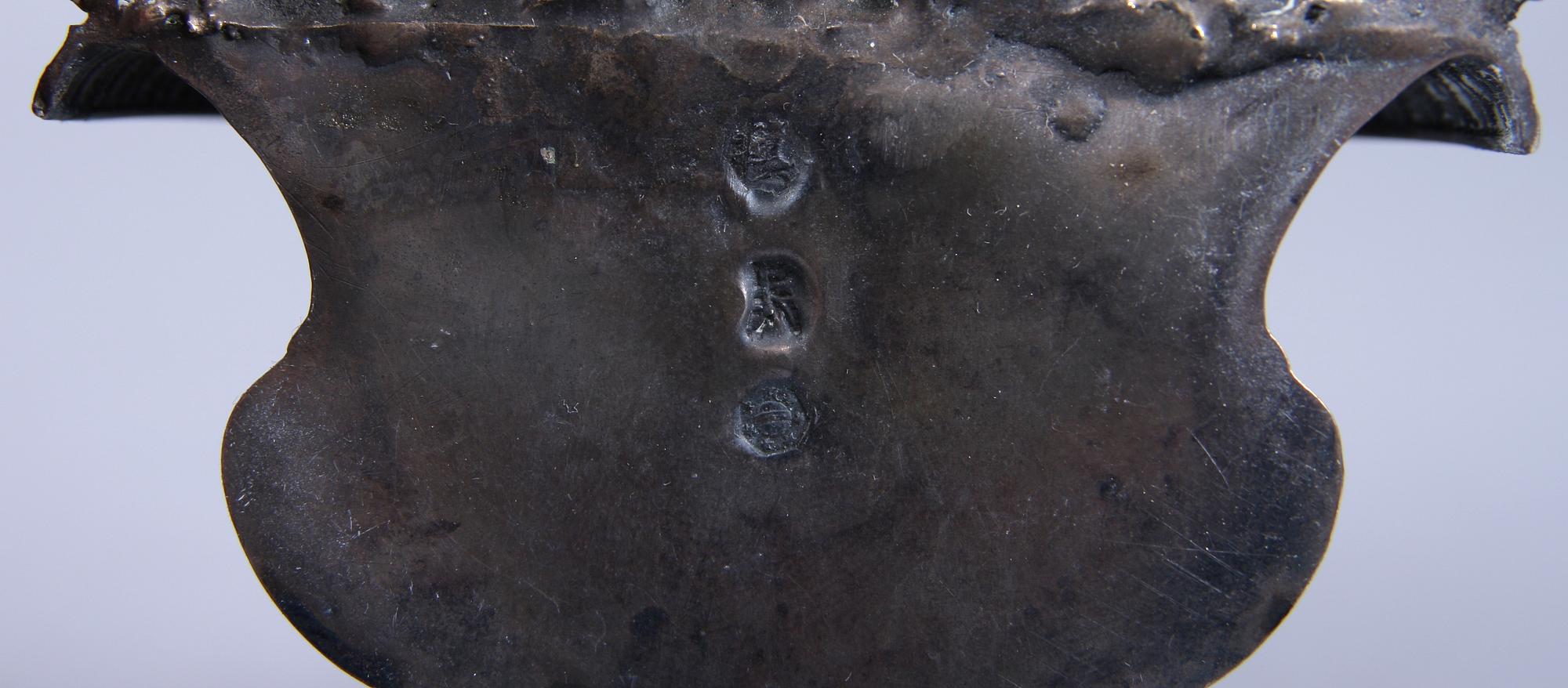 VIGVATTENBEHÅLLARE, 4 st, silver, Östeuropa, bär otydliga stämplar, 1800/1900-tal.