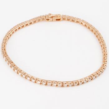 ARMBAND, sk tennisarmband, med briljantslipade diamanter, ca 2.10 ct.