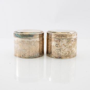 Pehr Zethelius, toilet boxes with lids, a pair of silver, Stockholm 1774.