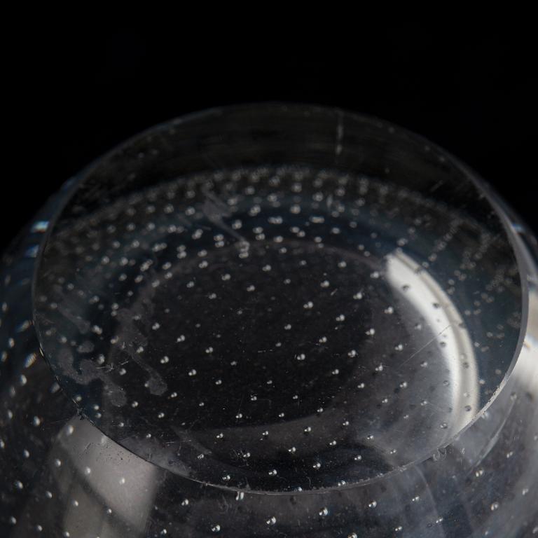 Gunnel Nyman, glass vase,  Nuutajärtvi Notsjö.