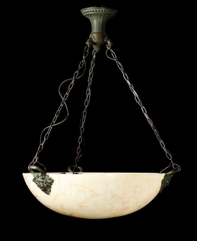 TAKAMPEL, alabaster, tidigt 1900-tal. H ca 75.