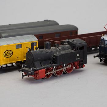 MODELLTÅGSDELAR, 12 stycken, Märklin, Fleischmann & Lima.