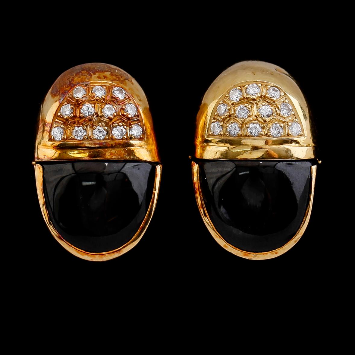 ÖRHÄNGEN, 1 par, 18 k guld, OC Stockholm 1986, briljantslipade diamanter. Vikt ca 14,3 g.