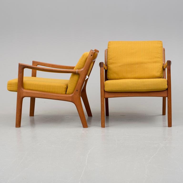 SOFFA, KARMSTOLAR, 2 st, Ole Wanscher, för France & Son, Danmark samt SOFFBORD, 1900-talets andra hälft.