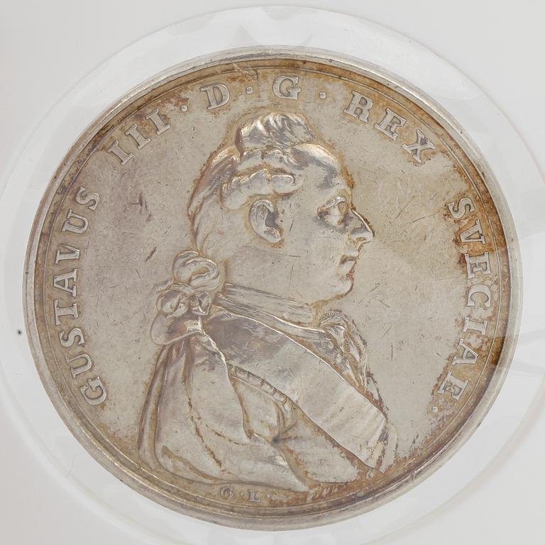 MEDALJ, silver, Gustav IV Adolfs dop, 1778. Vikt ca 41 gram.