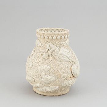 A Chinese vases, early 20th Century.