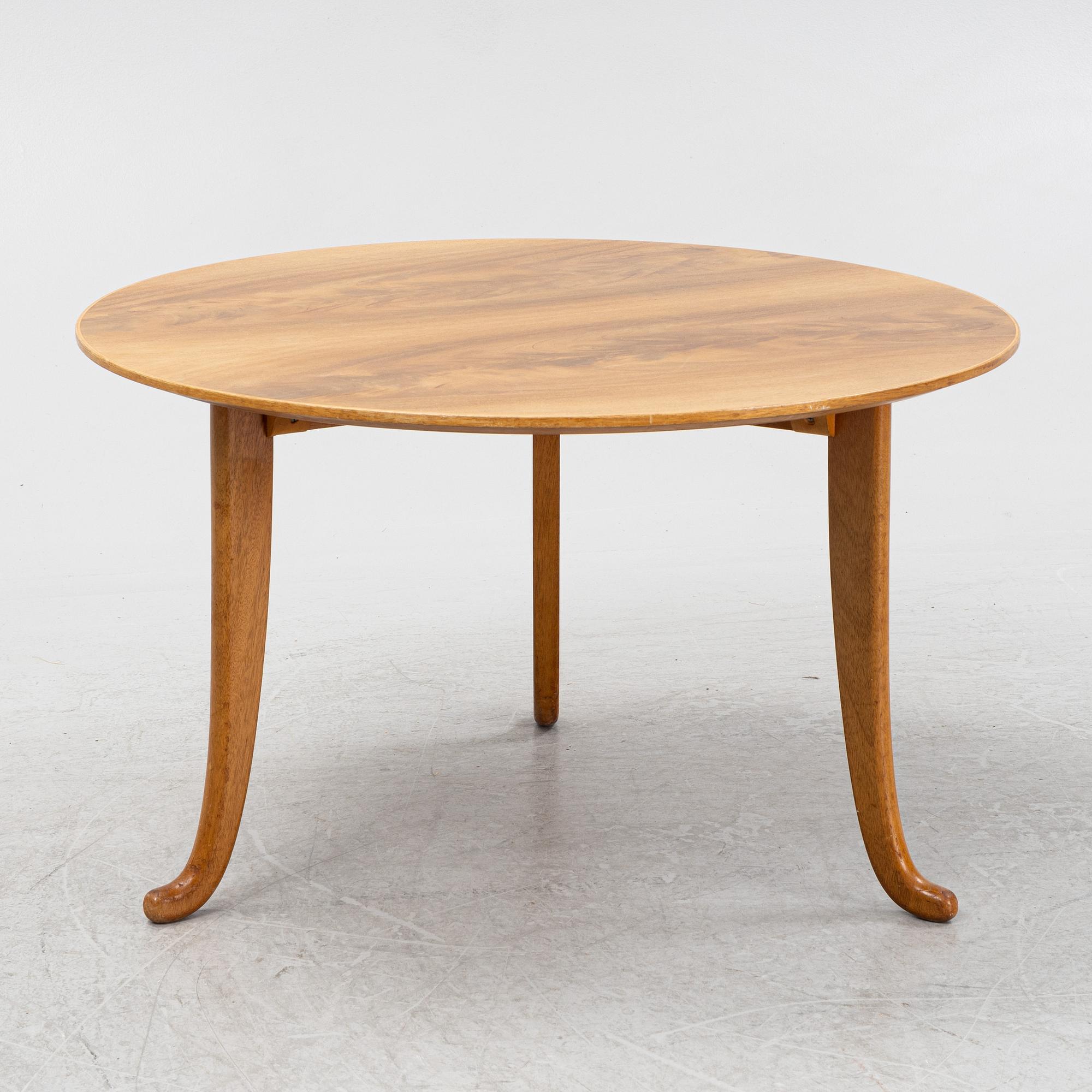 Josef Frank, a model '753' table, Firma Svenskt Tenn, prior to 1985.