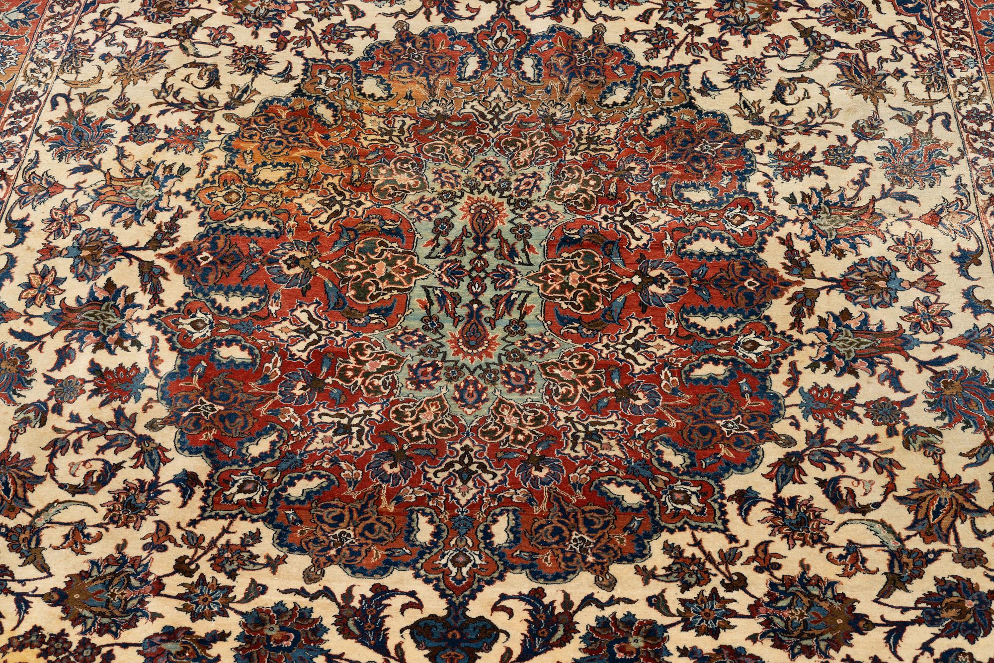 A carpet, semi-antique Esfahan, ca 375 x 252 cm.