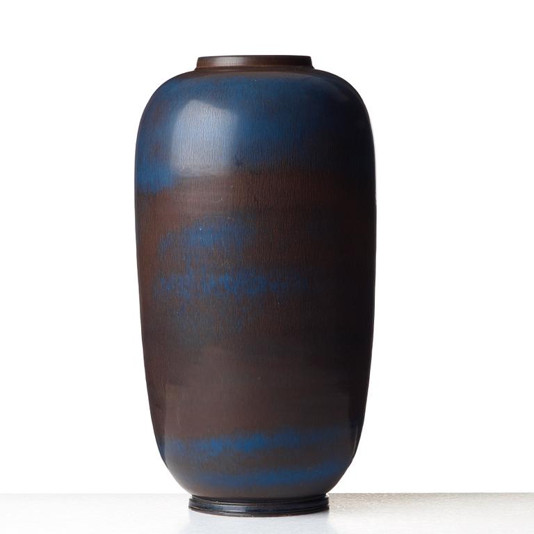 Berndt Friberg, a stoneware vase, Gustavsberg studio, Sweden 1959.