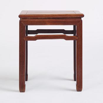 A small huali table/stool 'Fangdeng', Qing dynasty.