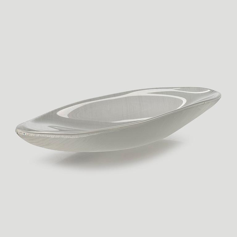 Tapio Wirkkala, Skål, "Lehti" (Blad), signerad Tapio Wirkkala Iittala.