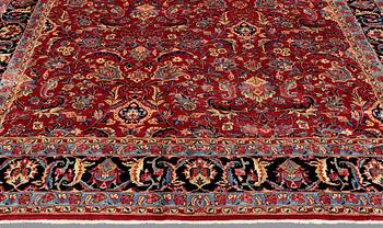 A CARPET, Mashad, 383 x 294 cm.
