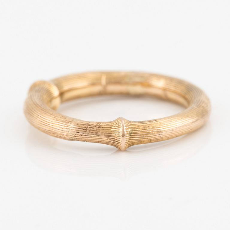 Ole Lynggaard, ring, 18K guld, "Nature IV".