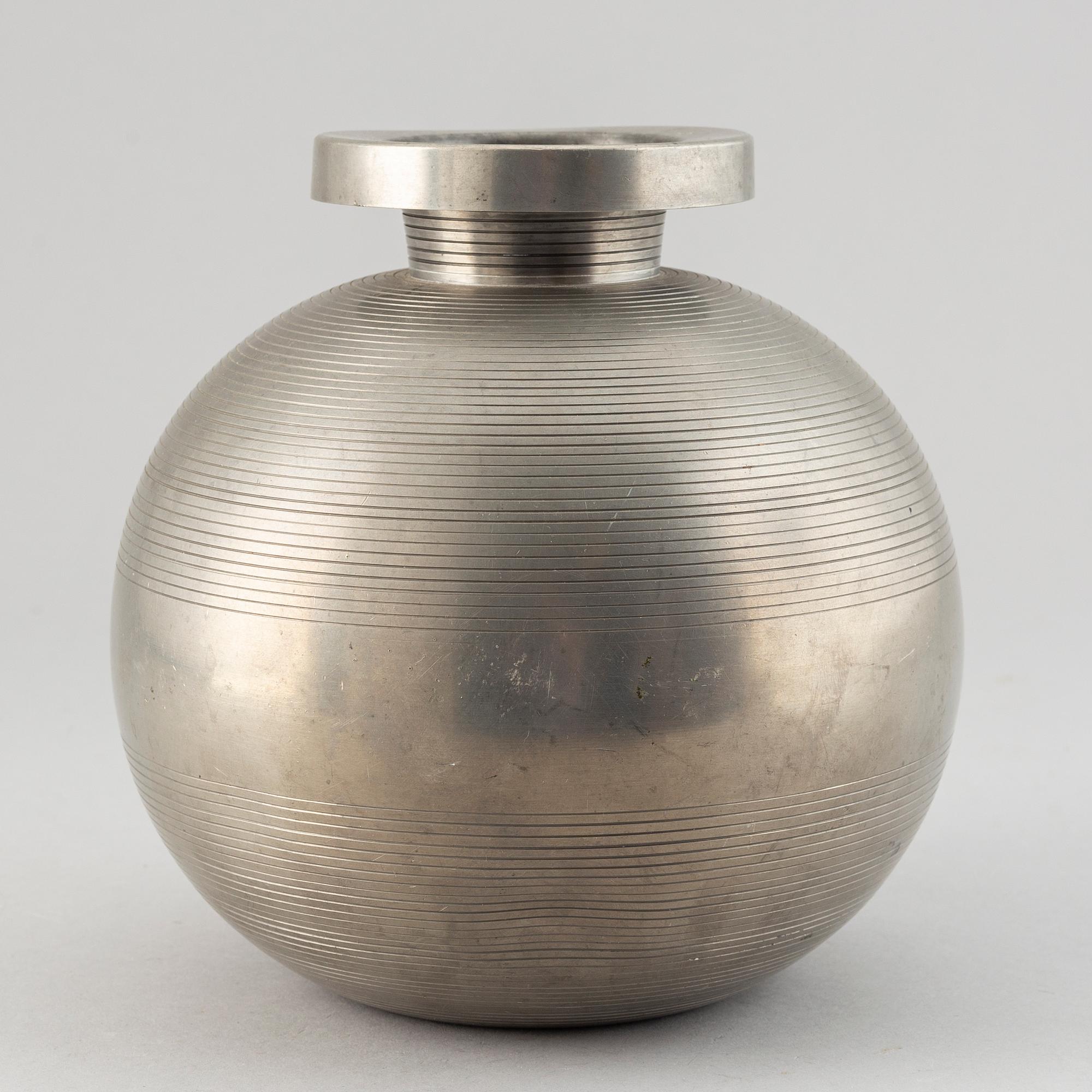 Sylvia Stave, a pewter vase, for CG Hallberg, Stockholm 1932.