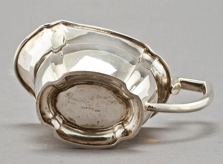 KAFFESERVIS, 3 delar, silver, Carl Andreas Kjernås, Göteborg, 1920. Ca 955 gr.