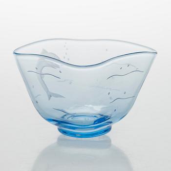 Gunnel Nyman, A glass bowl, model 38/1081 Riihimäki Glassworks Ltd. Signed Riihimäen Lasi Oy 1945 AO. Designed in 1938.