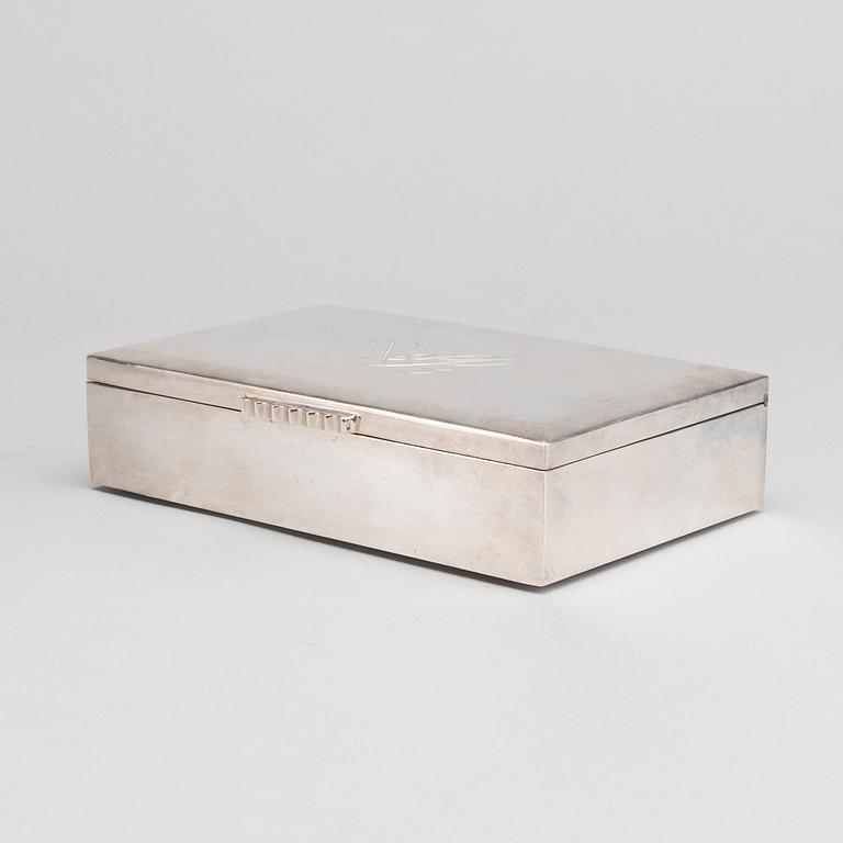 A 20th century silver cigarbox.