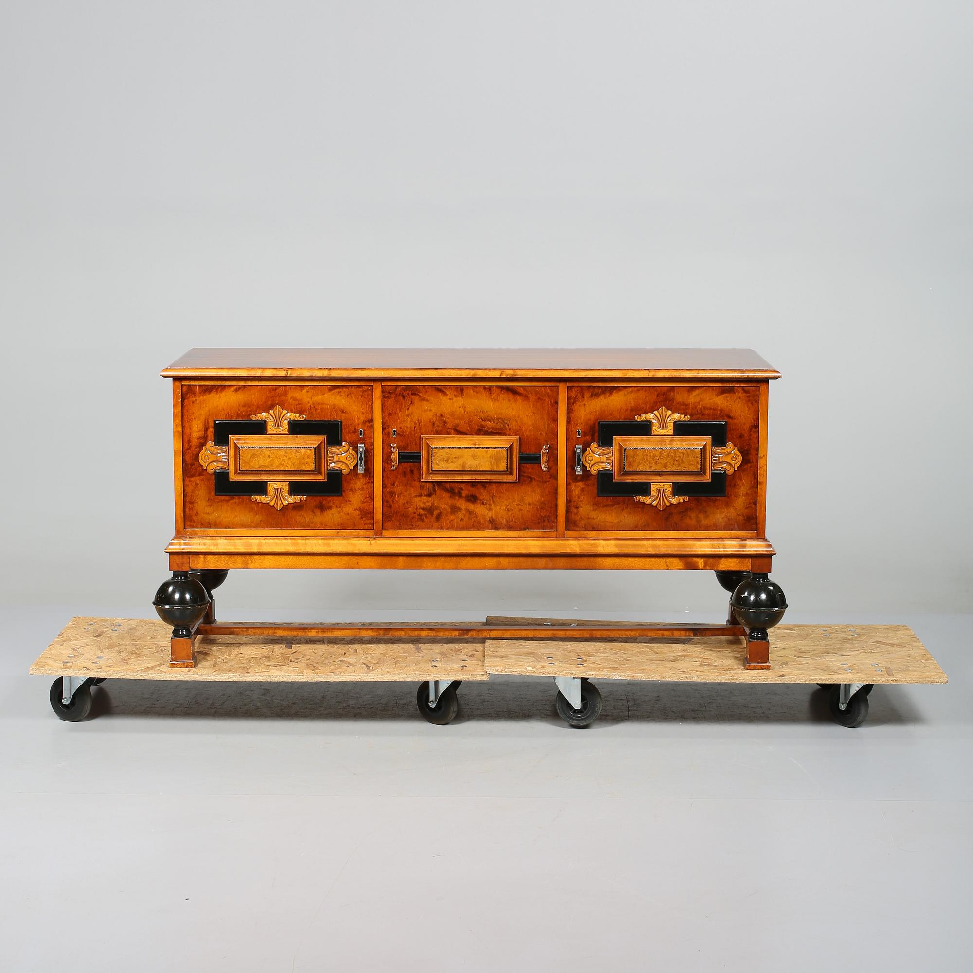 SIDEBOARD, 1930/40-tal.