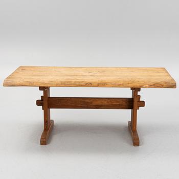 An oak table, first half of the 20th century.