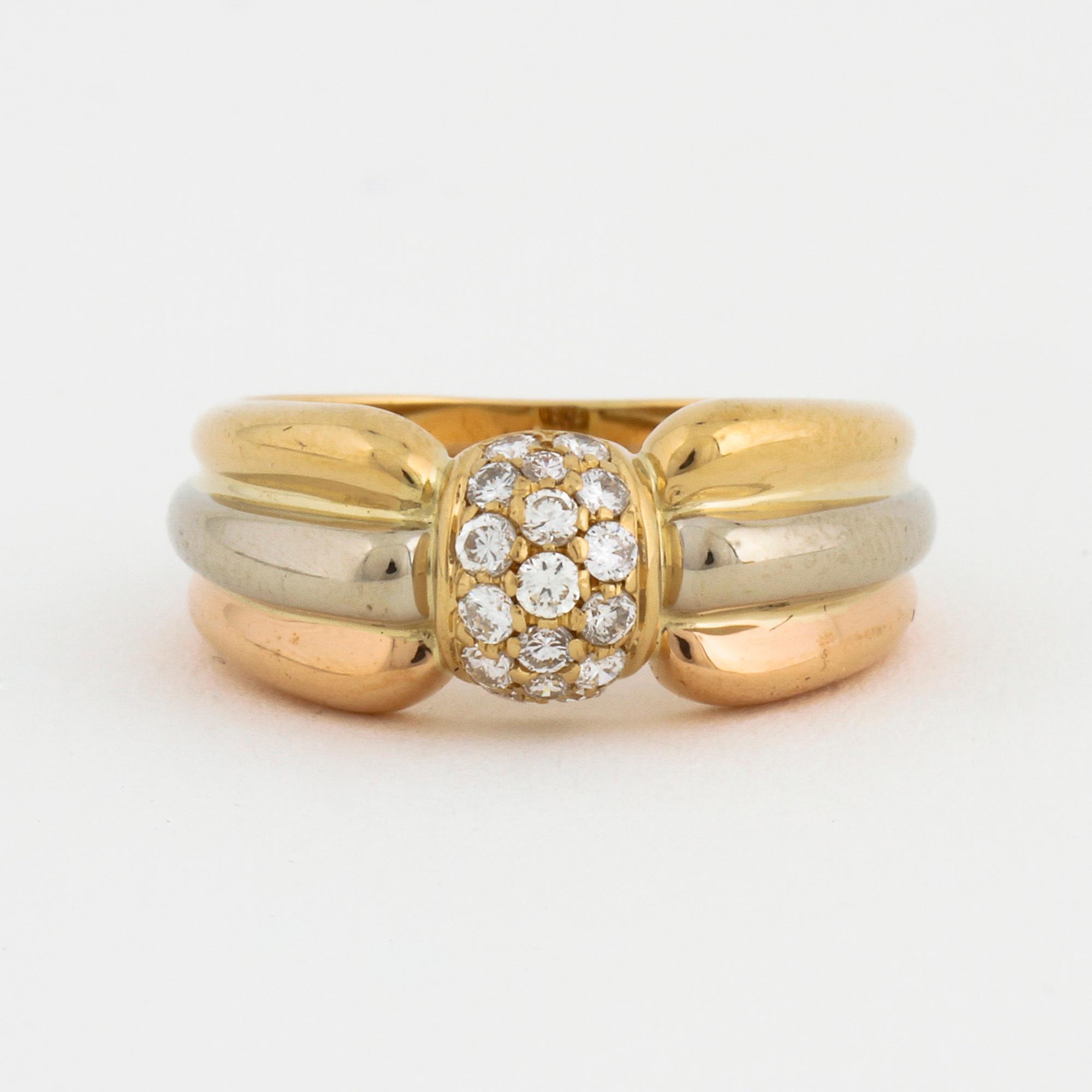 A brilliant cut diamond ring by Cartier.