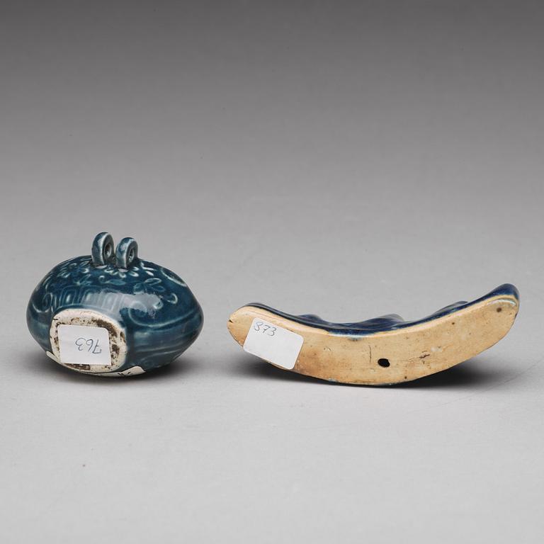 A blue glazed brush rest and a brush washer/birdcup, Qing dynasty (1644-1912).