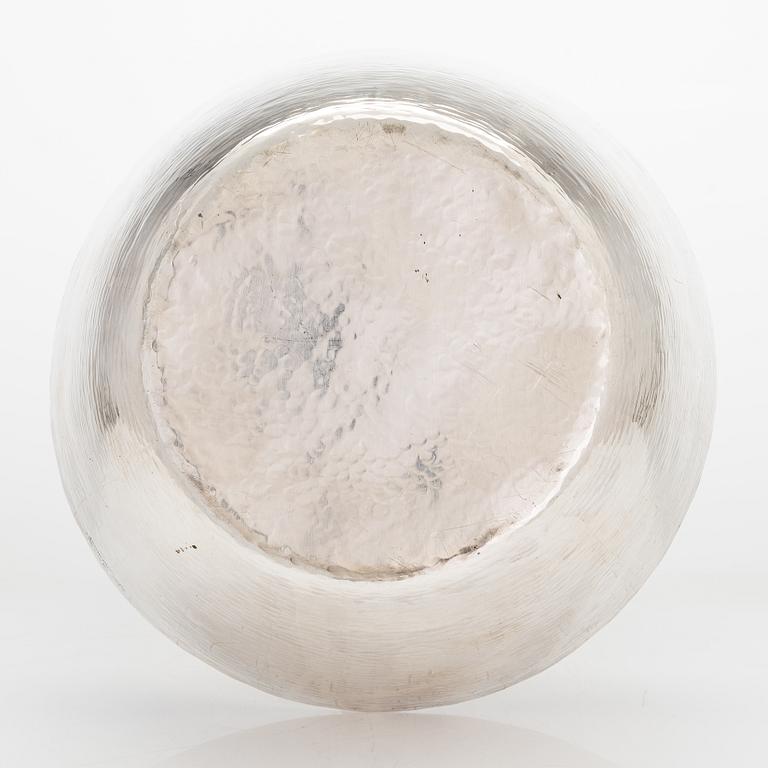 Tapio Wirkkala, silver bowl TW 243, Kultakeskus, Hämeenlinna 1975.