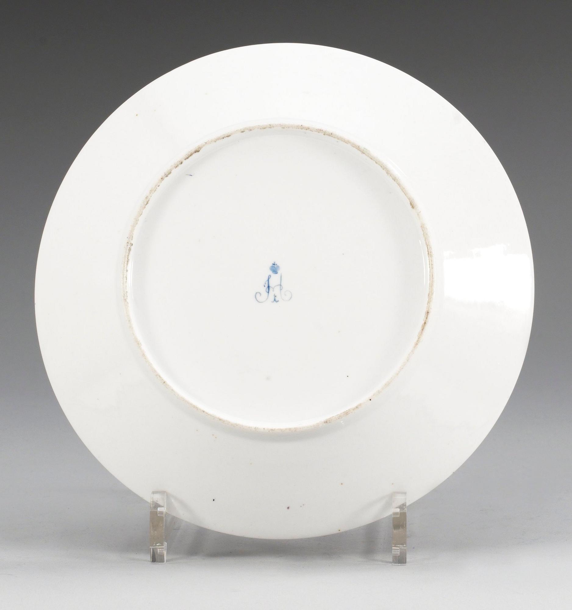 TALLRIK, porslin. Kejserliga Porslinsmanufakturen, S:t Petersburg, Nicolaus I.