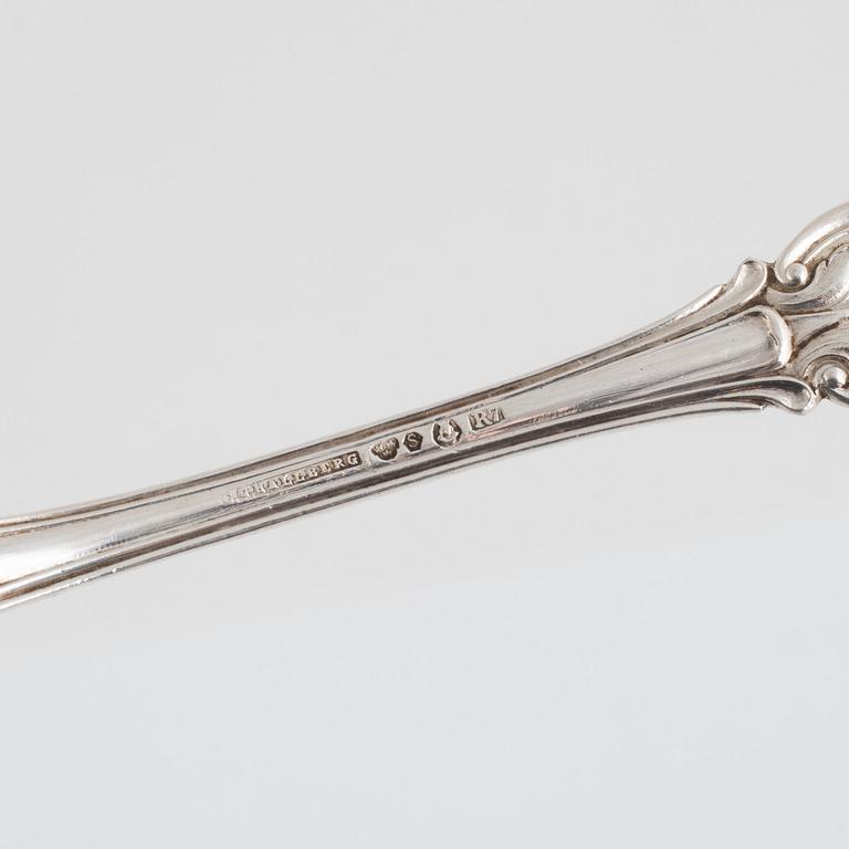 Bestickservis, 45 delar, silver, C.G. Hallberg, Stockholm, 1910-1919.