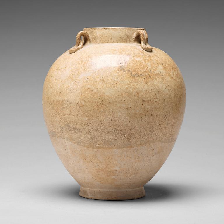 A large jar, Tang dynasty (608-906).