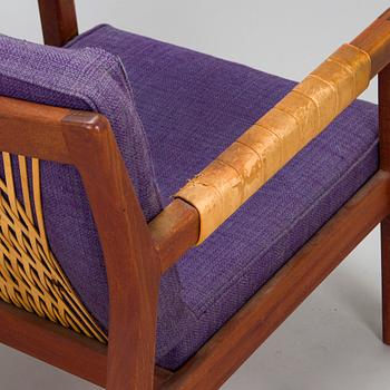 Carl Gustaf Hiort af Ornäs, Nojatuolipari, "Rialto", Puunveisto Oy - Träsnideri Ab, 1900-luvun puoliväli.