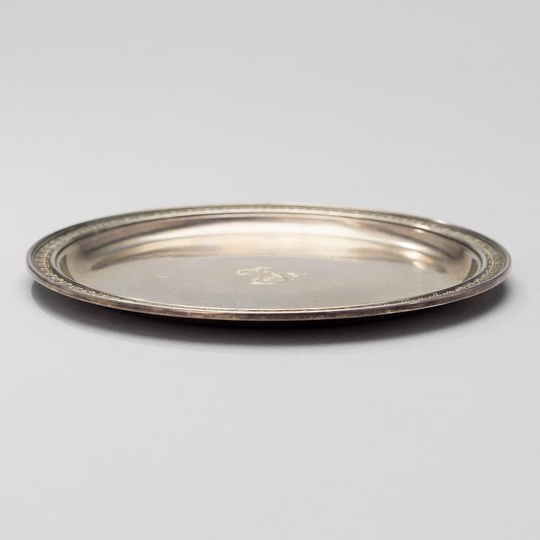 A PLATE, silver, Fabergé, St:Petersburg 1899-1908, Stefan Wäkevä, weight 162 g.