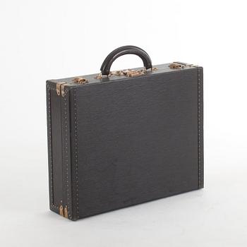LOUIS VUITTON, a black epi leather briefcase.