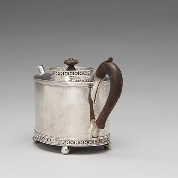 Gustaf Georg Rehnberg, tekanna, större, silver, Norrköping 1807. Sengustaviansk.