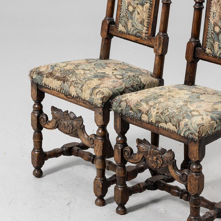 A pair of chairs, Baroque style, 18th/19th century.